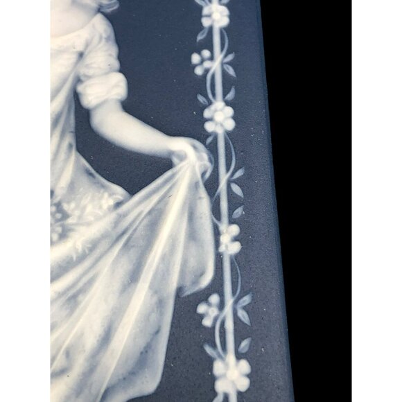 Villeroy & Boch-Mettlach 1978 Muttertag Jasperware Plaque 8.25" X 5.75" Blue & W - Picture 12 of 12